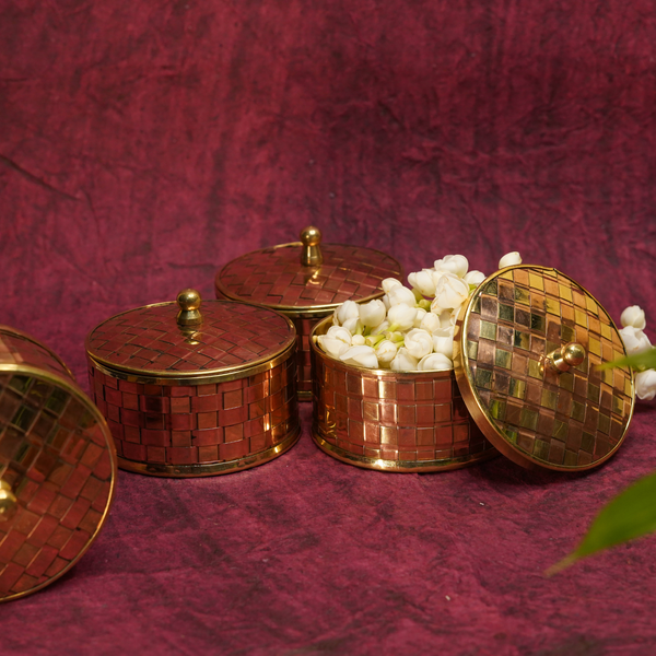 Suvarna Chakra Box – Small Round Brass box for Pooja, Jewellery, Kumkum & Keepsakes | Traditional Indian Brass Storage Container